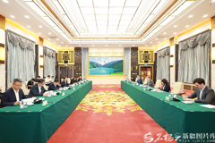 陈小江会见澳大利亚驻华大使吉思德