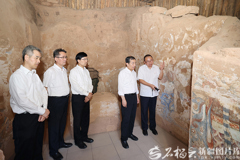 陈小江在吐鲁番市调研