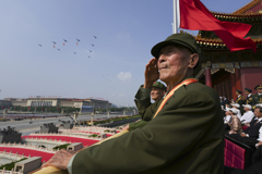 向着新的伟大胜利，前进！——纪念中国人民抗日战争暨世界反法西斯战争胜利80周年大会侧记