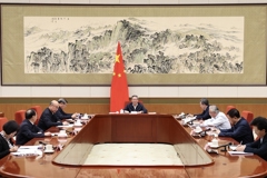 李强主持国务院第十六次专题学习