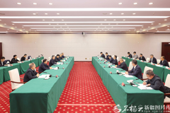 陈小江艾尔肯·吐尼亚孜会见中国华能集团董事长温枢刚