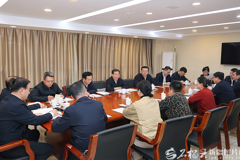 陈小江在乌鲁木齐接待信访群众