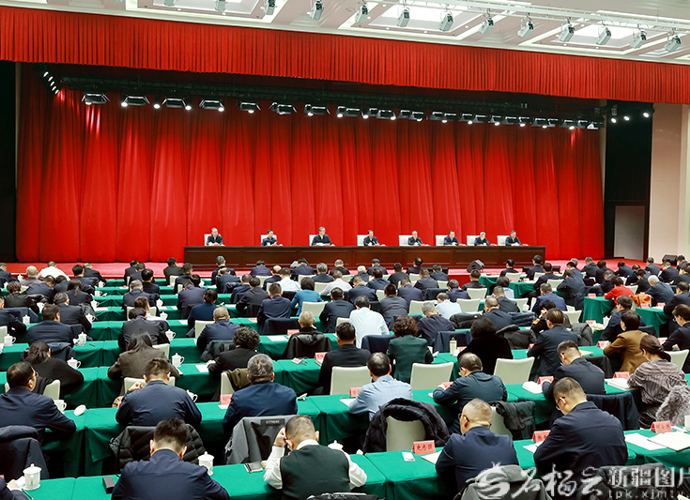 陈小江在自治区宣传部长会议上强调 聚焦文化强区建设推动宣传思想文化工作
高质量发展 为建设社会主义现代化新疆提供强大精神力量