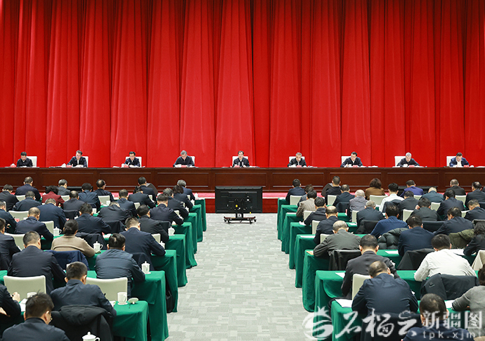 陈小江在自治区社会工作部长会议暨自治区信访局长会议上强调 着力推动社会工作
高质量发展 为建设社会主义现代化新疆提供有力支撑