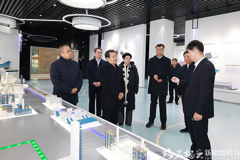 陈小江艾尔肯·吐尼亚孜深入准东经济技术开发区调研