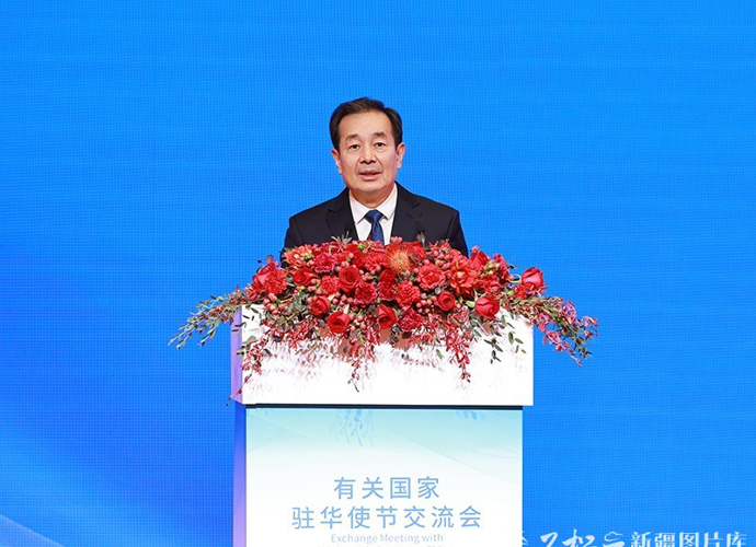 新疆在京举办有关国家驻华使节交流会