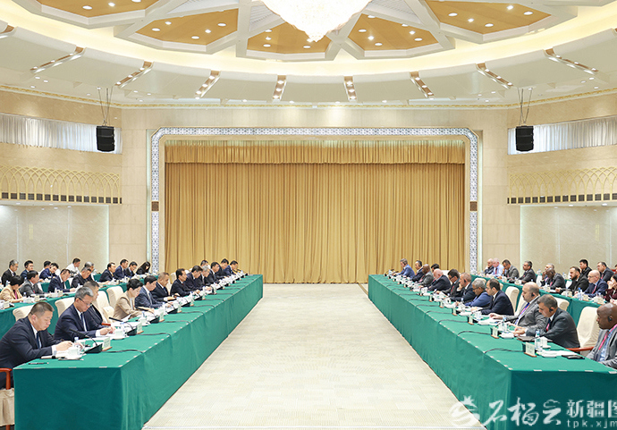 陈小江艾尔肯·吐尼亚孜会见出席2026年反恐国际研讨会中外嘉宾